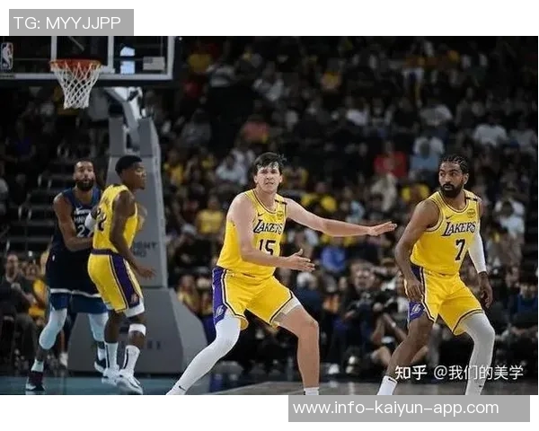 文森特解析与首发默契之道聚焦防守与组织为东契奇和里夫斯开辟空间 文森特解析与首发默契之道聚焦防守与组织为东契奇和里夫斯开辟空间