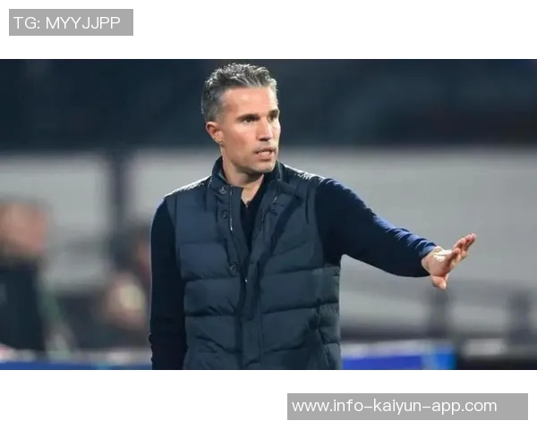 古利特赞范佩西执教潜力希望其未来能执掌曼联教鞭